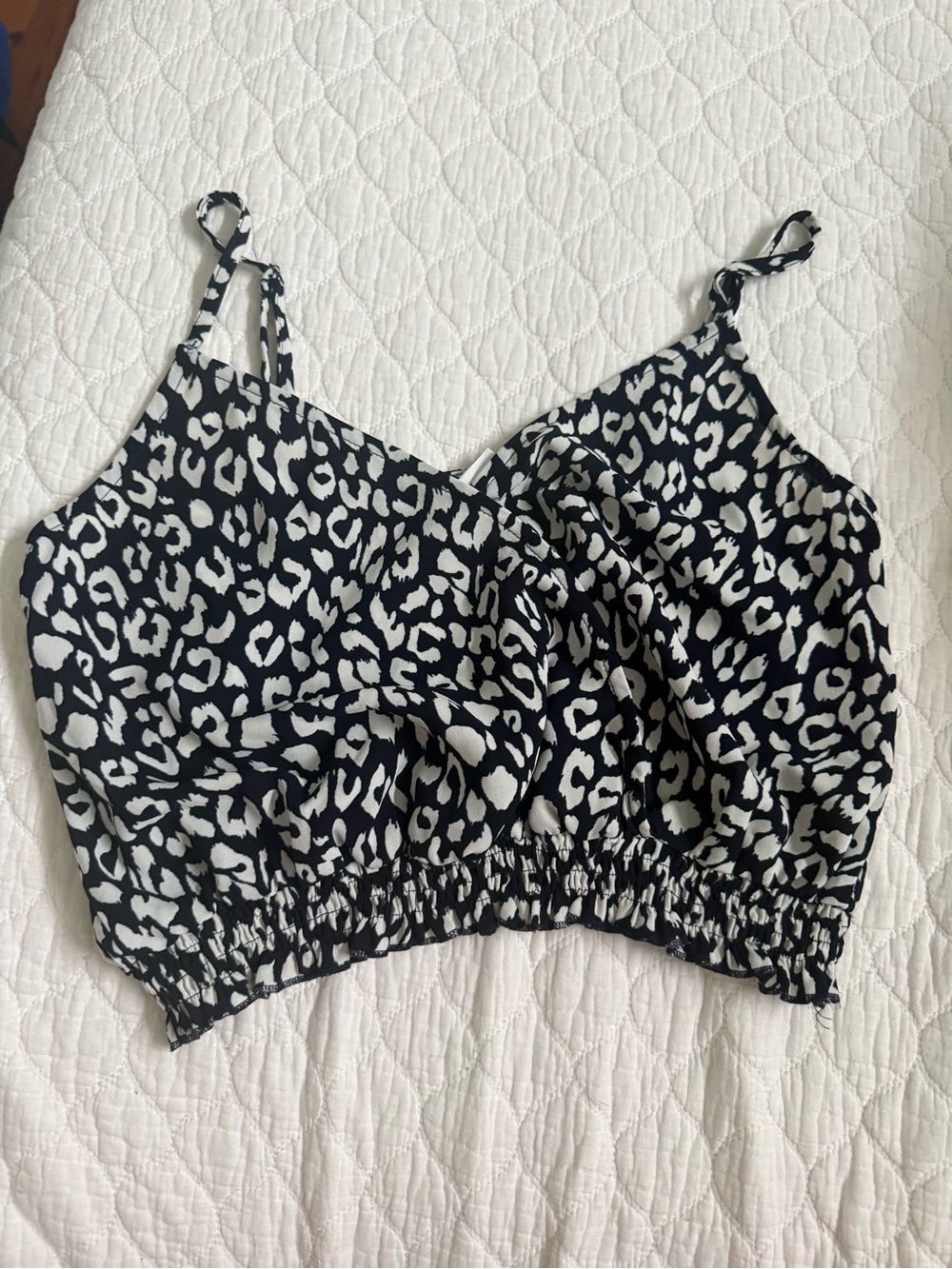 glam navy & White Leopard Cropped Cami Top